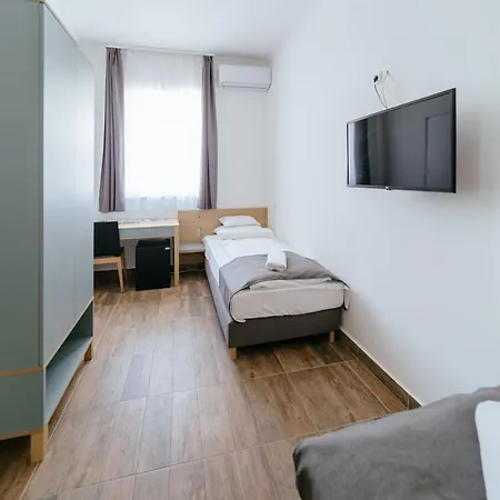 Rakoczi Hotel, Tabor Es Rendezvenykoezpont Hotel Satoraljaujhely