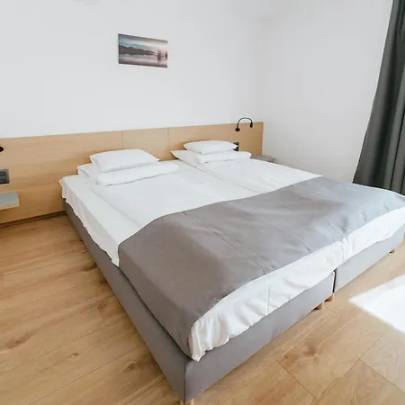 Hotel Rakoczi Hotel, Tabor Es Rendezvenykoezpont Sátoraljaújhely