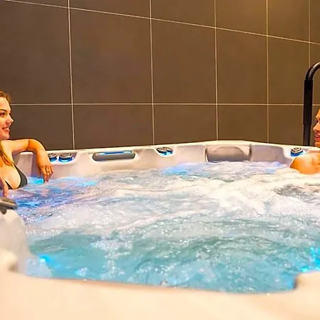 Hotel Rákóczi Hotel, Tábor és Rendezvényközpont