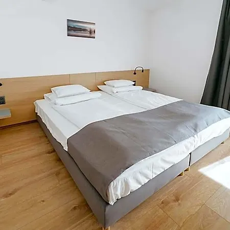 Rákóczi Hotel, Tábor és Rendezvényközpont