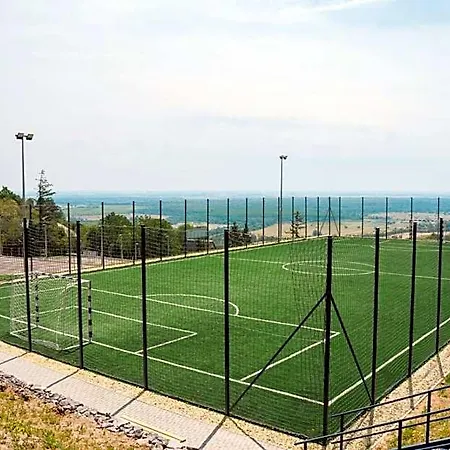 מלון Rakoczi Hotel, Tabor Es Rendezvenykoezpont
