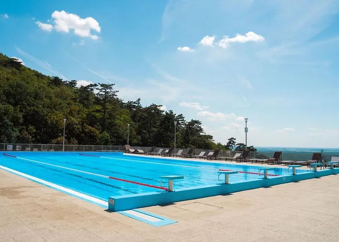 Rakoczi Hotel, Tabor Es Rendezvenykoezpont